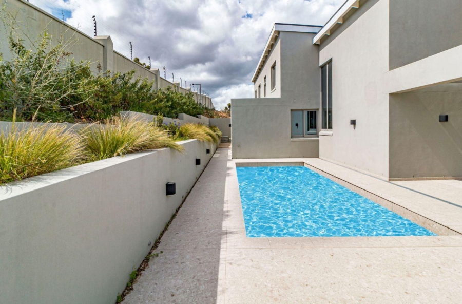 7 Bedroom Property for Sale in Fairhaven Country Estate Western Cape